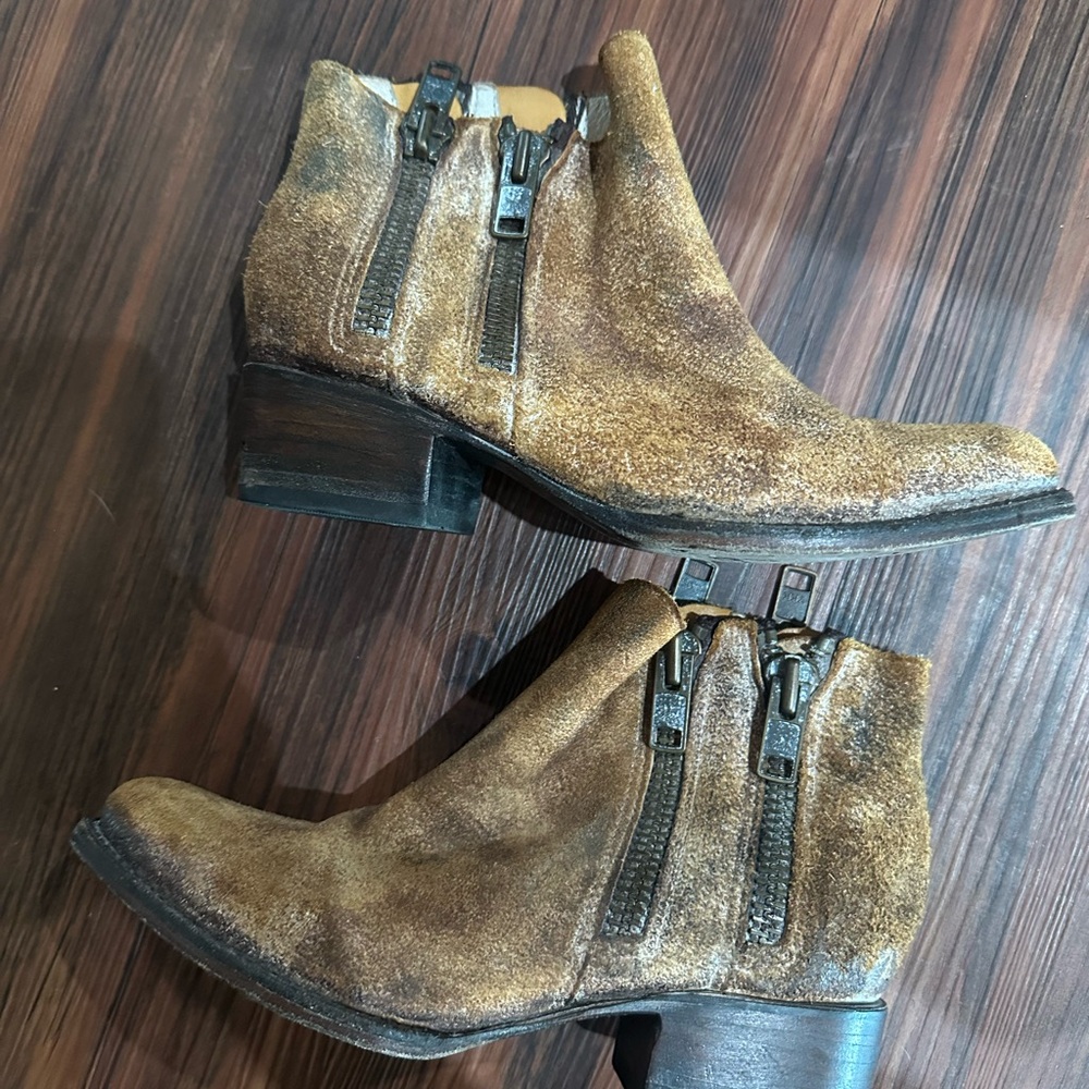 Freebird by Steven suede distressed booties size 7